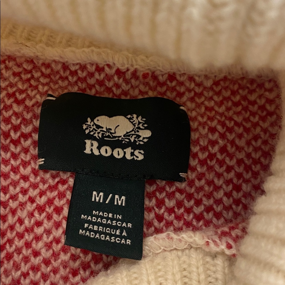 Roots Fair Isle Cream, Red & Green Turtle neck Merino Wool & Cashmere Sweater - Picture 2 of 7